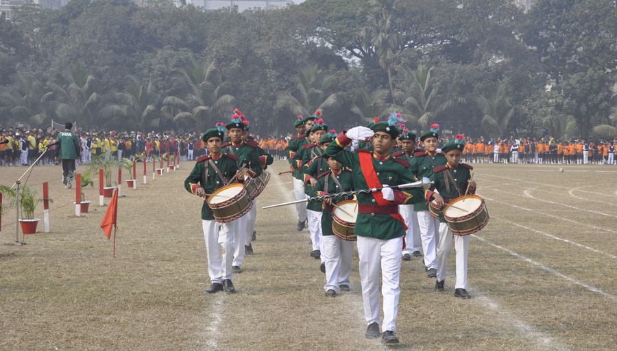 ঢাকা রেসিডেনসিয়াল মডেল কলেজের বাদক দল